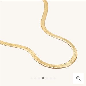 Mejuri Bold Herringbone Chain Necklace